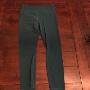 Athleta salutation 7/8 tights